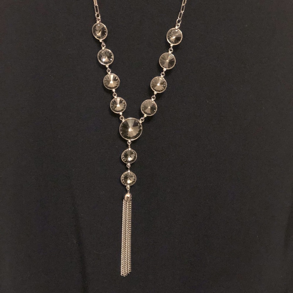WHBM necklace NWOT
